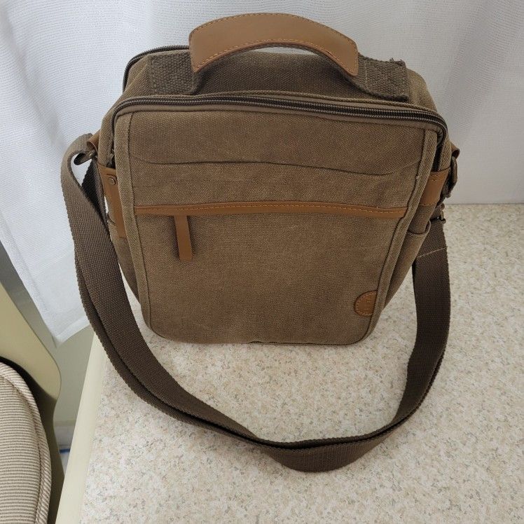 MEN CROSSBody/MESSENGER BAGS