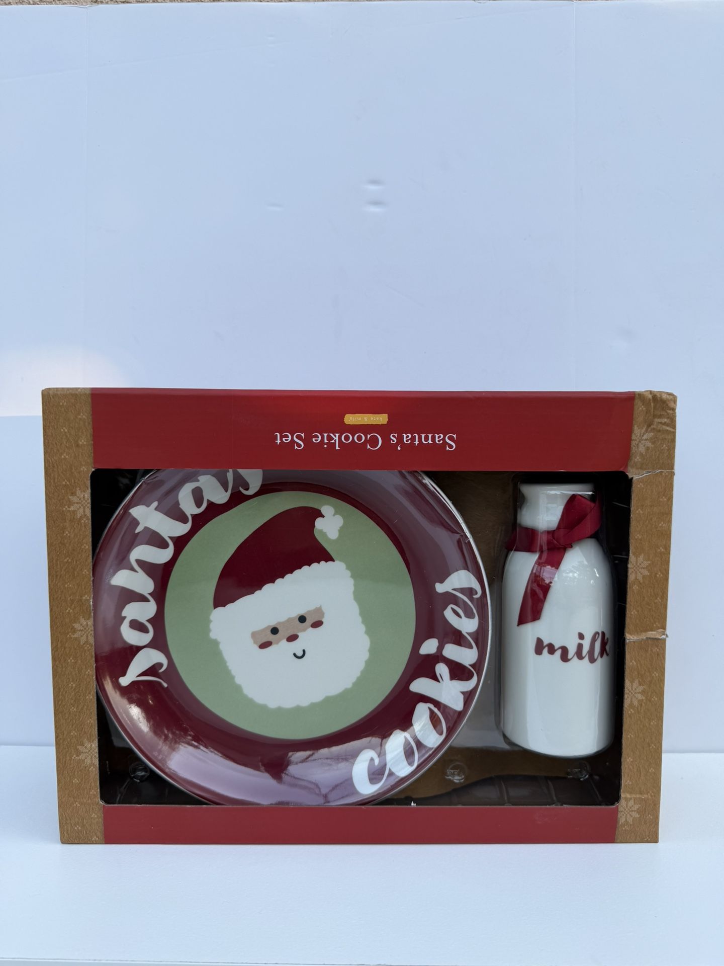 Kate & Milo Christmas Santa’s Cookie Set-Plate & Milk Jug BRAND NEW IN BOX