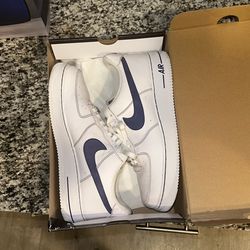 Air Force 1s (Like New)