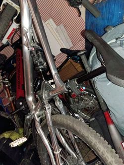 Specialized status full suspension
