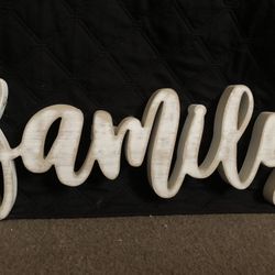 FURNITURE WALL PIECE “Family”