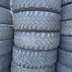 Vendo 285/70/R17 Falken Las 4 Llantas Por $200 🔥