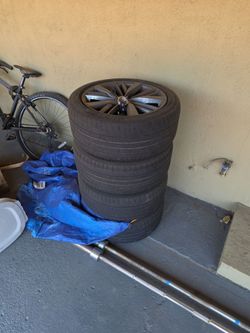 Tires - Dunlop SP Sport Maxx GT 600a