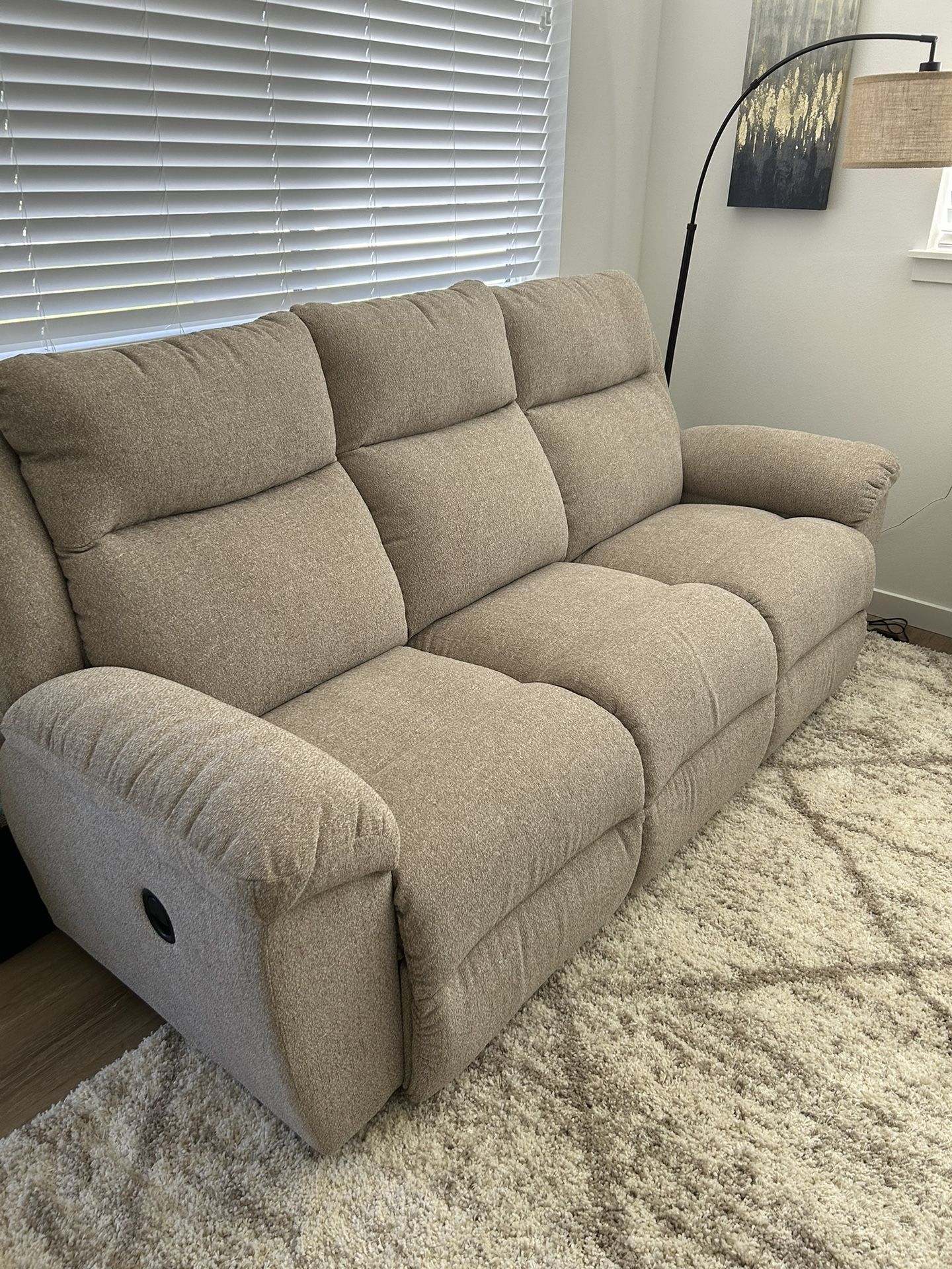 (Lazyboy) Joel Reclining Sofa
