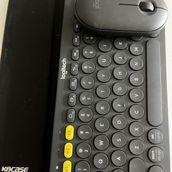 iPad Case, Keyboard , And Mouse 