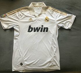 Real Madrid Jersey 2011/12 Size L