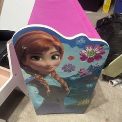 Anna and Elsa Shoe Rack