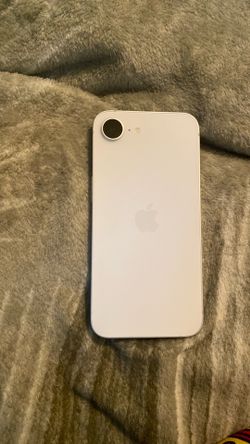 iPhone 16e