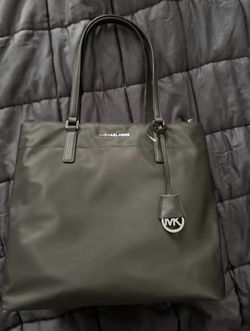 Brand New  Michaels Kors Purse With Tags