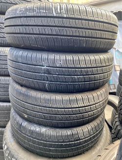 165/65r14 nexen Tires Con 80% de vida las 4