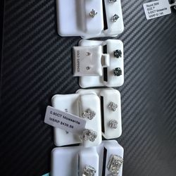 Huggie Hoops Moissanite 