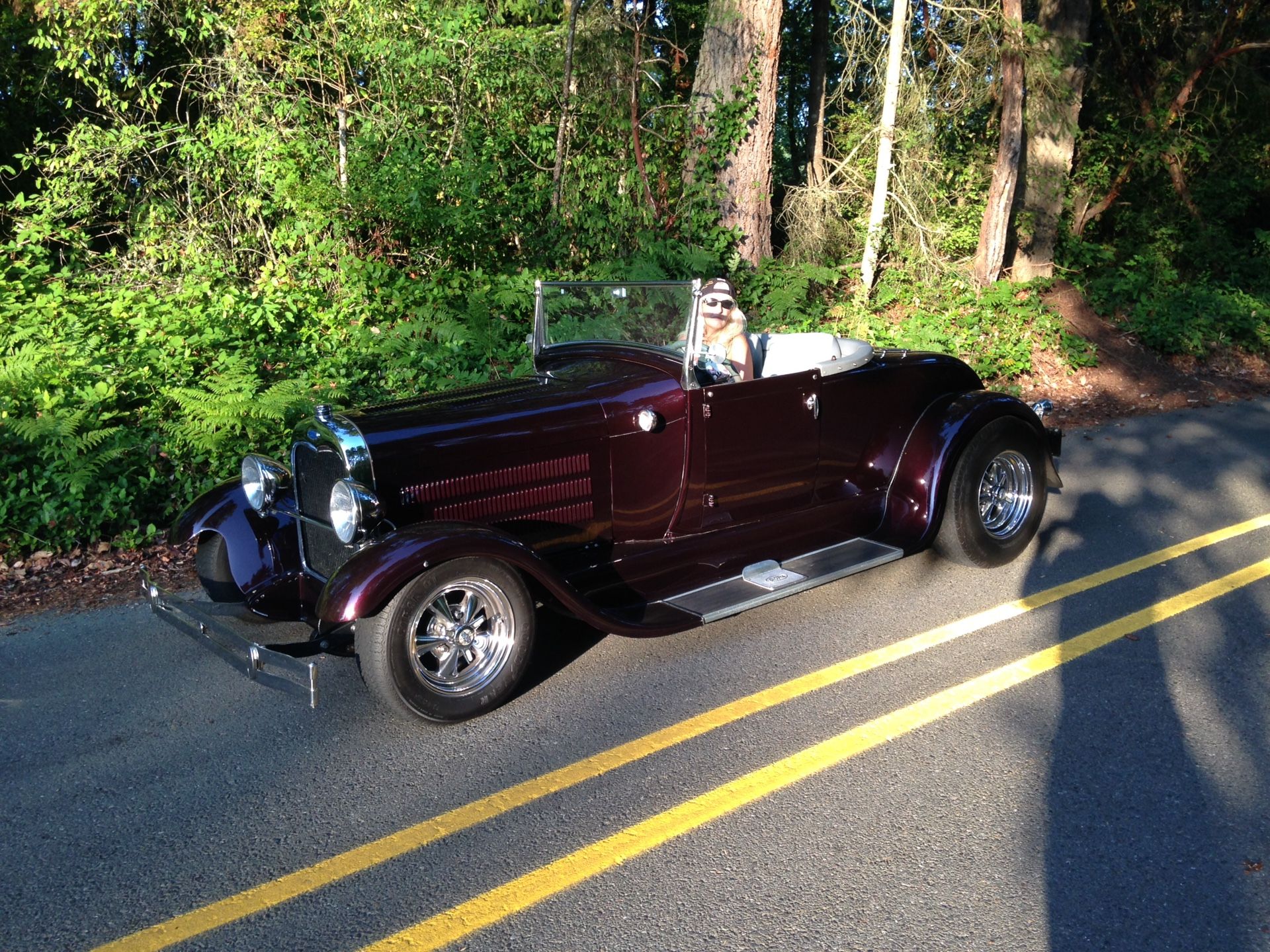 1929 model a street rod steel body, chevre let running gear high performance 350, THC 350, chrome Corvette rear end palma power disc brakes all aroun