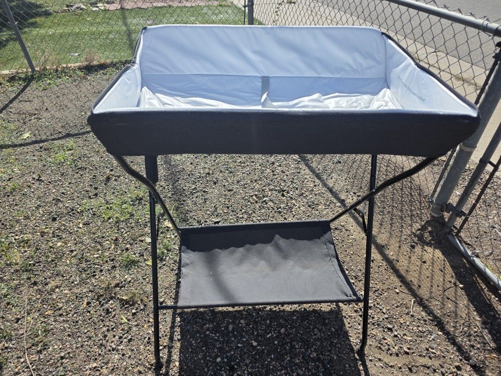 Olakids Changing Table 2023