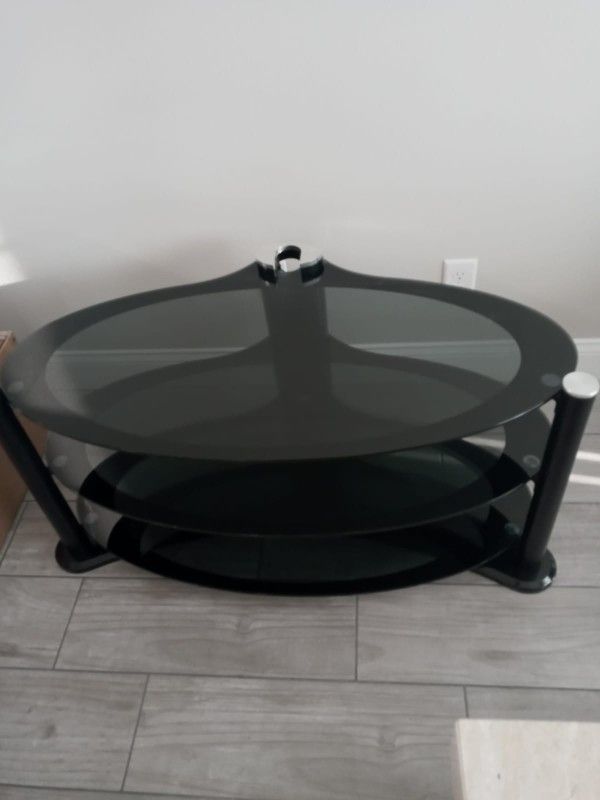 Glass TV Stand/Entertainment Center