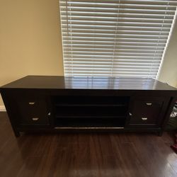 Tv stand