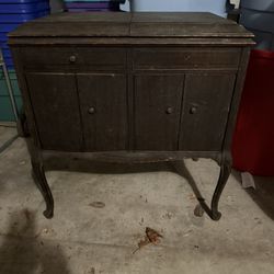 Victor talking machine Abby-(contact info removed) record player