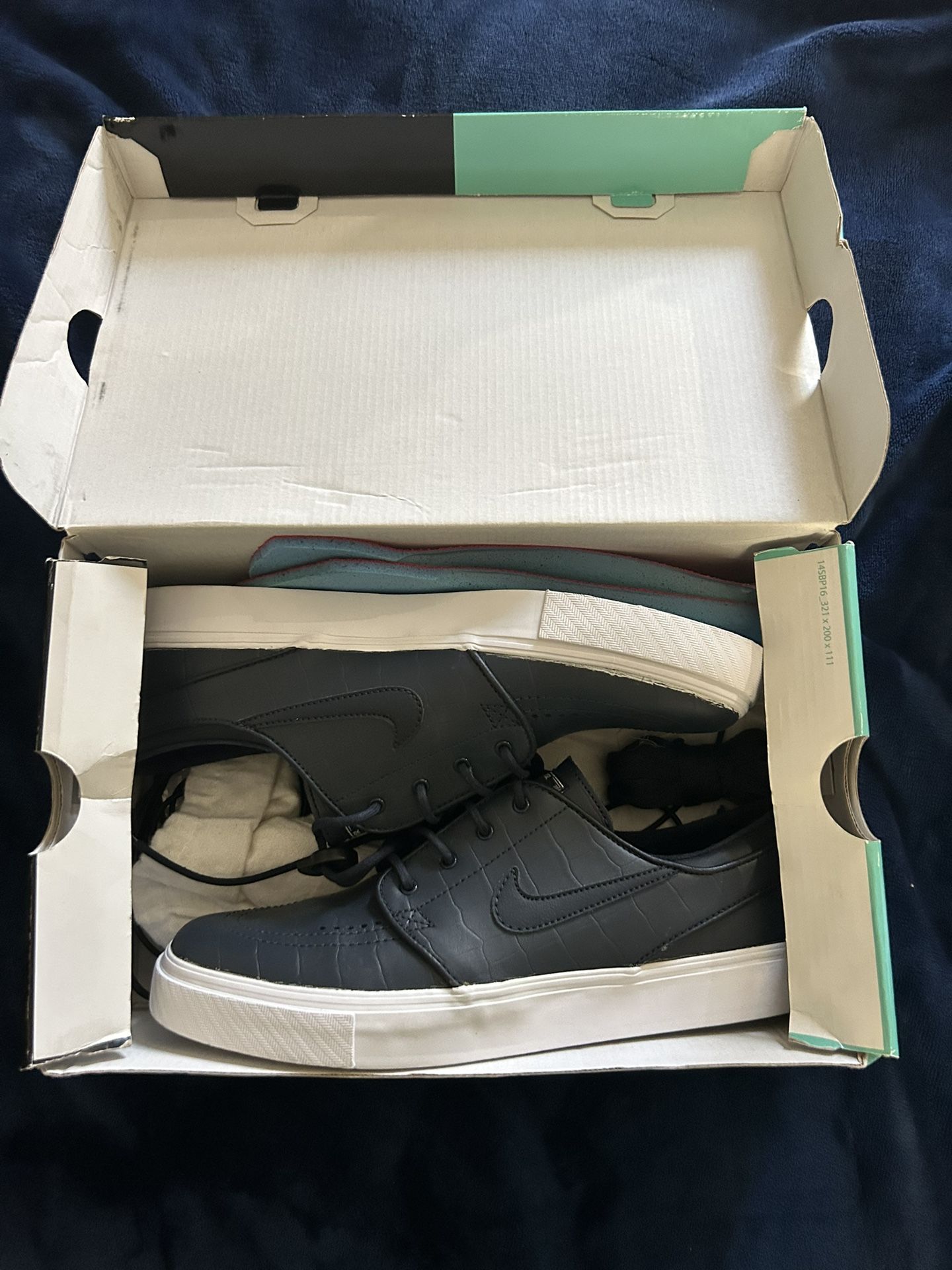 Nike Zoom Shoes Size 10