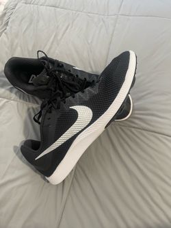 Spikes cross country size 9