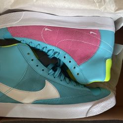 Nike Blazer Mid