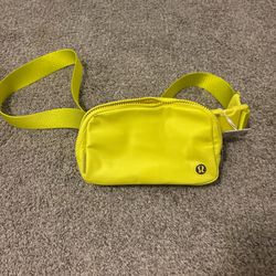 Lulumon Belt Bag 