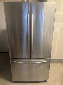 Samsung Two Door Fridge Read Description