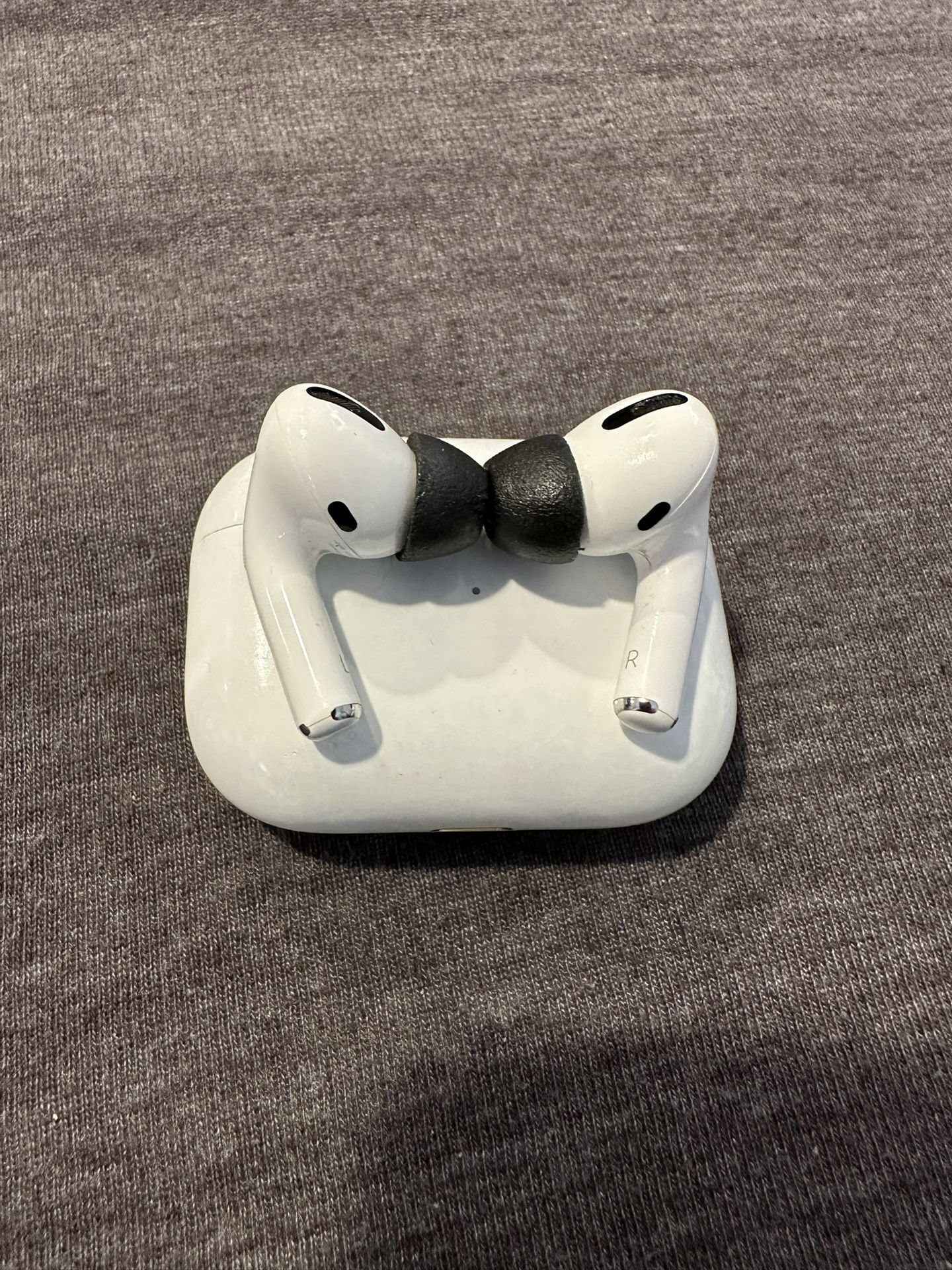 Authentic Apple AirPods Pro With Comply Mid Foam