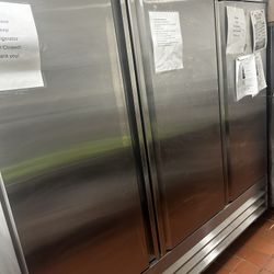 Commercial Refrigerator 