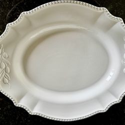 Modern Farmhouse Scalloped Serving Platter - Oversized 21 Inch