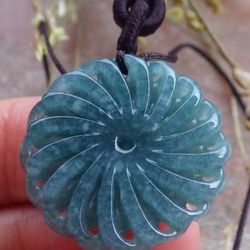 Certified Jadeite Jade 101048Hand Carved Green Pendant Flower Wheel 