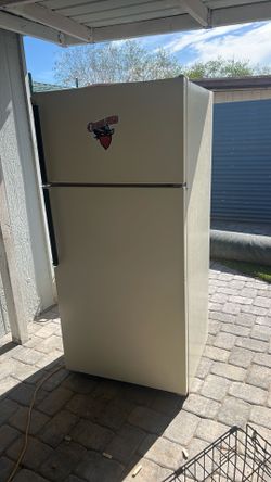 Ice cold refrigerator