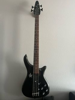 Rogue LX200B Electric Bass