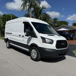 2019 Ford Transit 250 Medium Roof Cargo Van Perfect