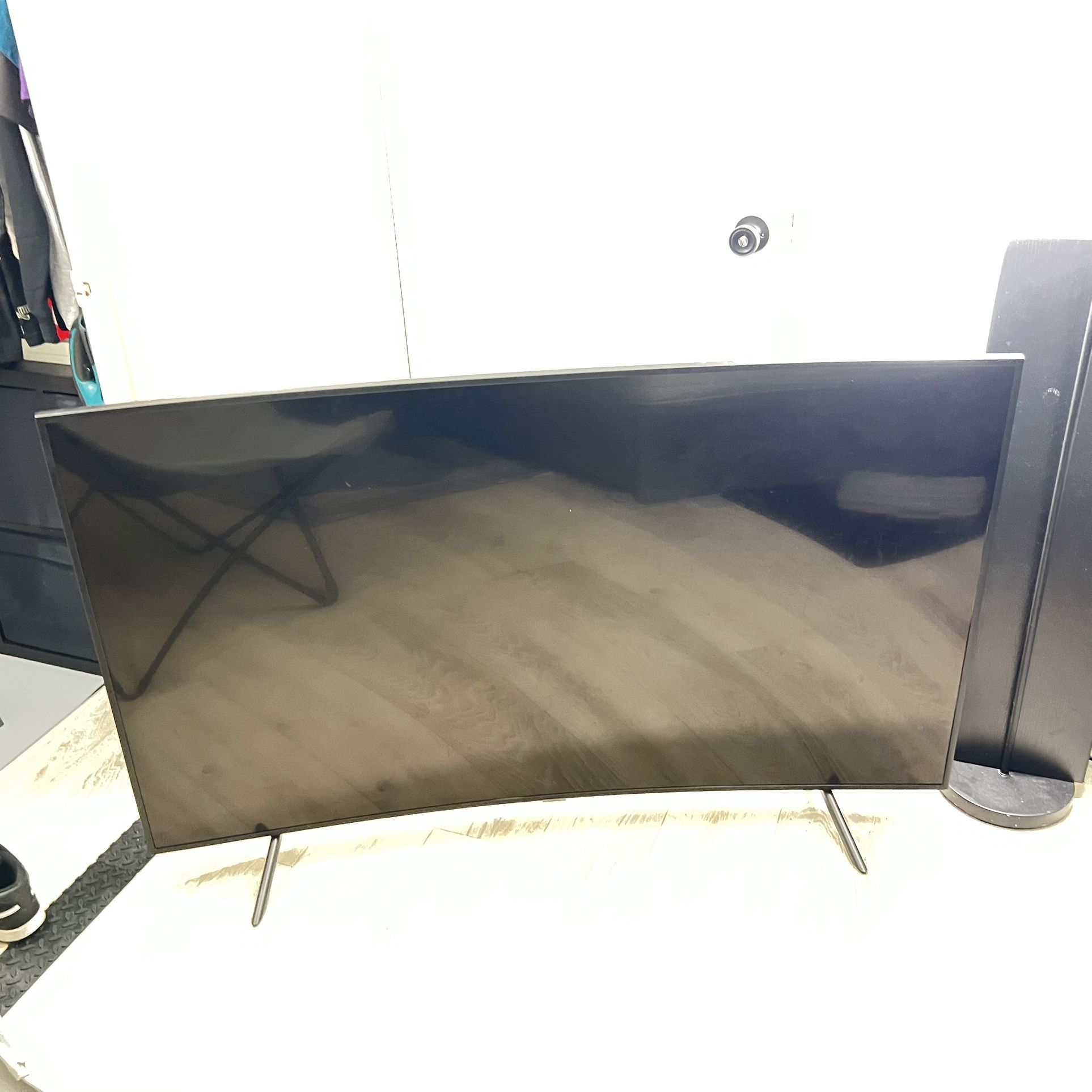 Flat Curved 65inches  Smart tV