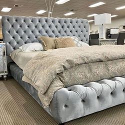 New Queen Bed With Mattress 
