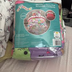 Original Squishmallows Microfiber Twin/Full Reversible Comforter