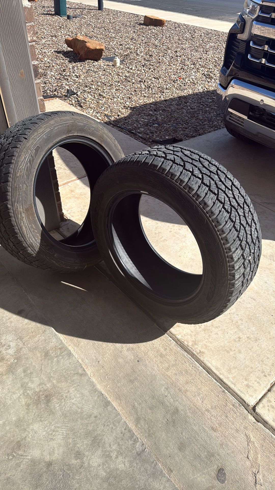 275/55R20 Set Of 2 Came Off Chevy 80% Thread $125 OBO