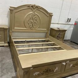 King Bedroom Set