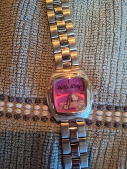 Vintage Hello Kitty watch