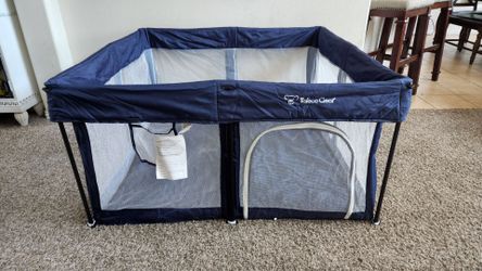 Portable Foldable Baby Playard/Safety Fence Play Area with Door. 50"Wx 50"Lx 26"H