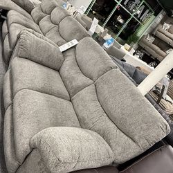 Reclining sofa and loveseat
