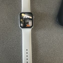 Apple Watch Series 4