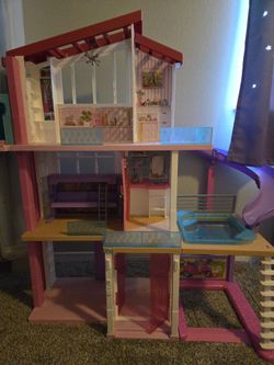 Barbie Dream House, RV, Barbies, Multiple Accessories