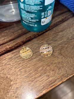 10k gold last supper earrings