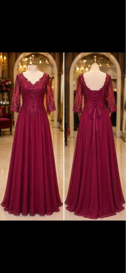 Burgundy Lace Bodice Floor-Length Formal Gown