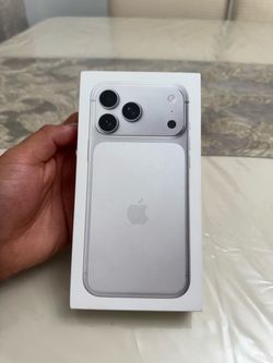 Apple iPhone 17 Pro Max 256Gb (Xfinity Mobile Carrier Only)