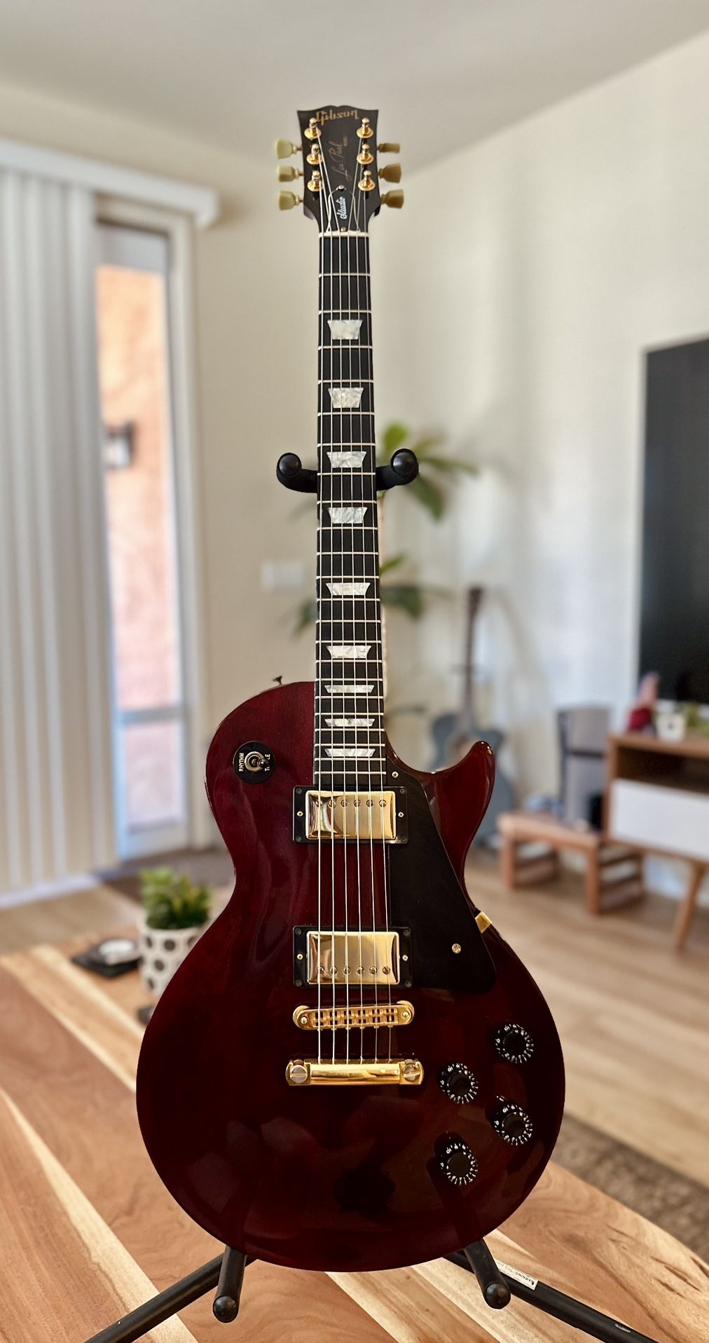 Gibson 1991 Les Paul Studio Upgraded