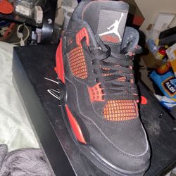 Jordan 4 “Red Thunder”