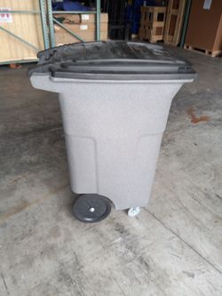 64 gallon-Totter-Northern Tool mobile trash bin