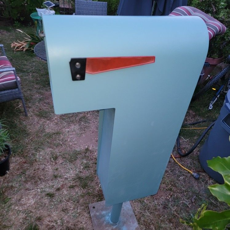 Armadillo Locking Mailbox for Sale in San Diego, CA OfferUp