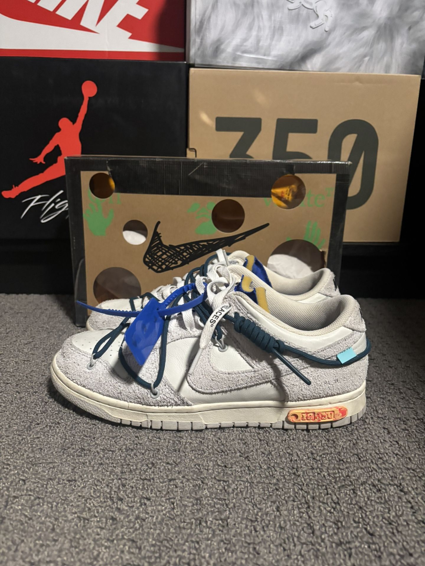 Nike Off – White Dunks Lot 16 And 50 Men’s Size 8.5 VNDS